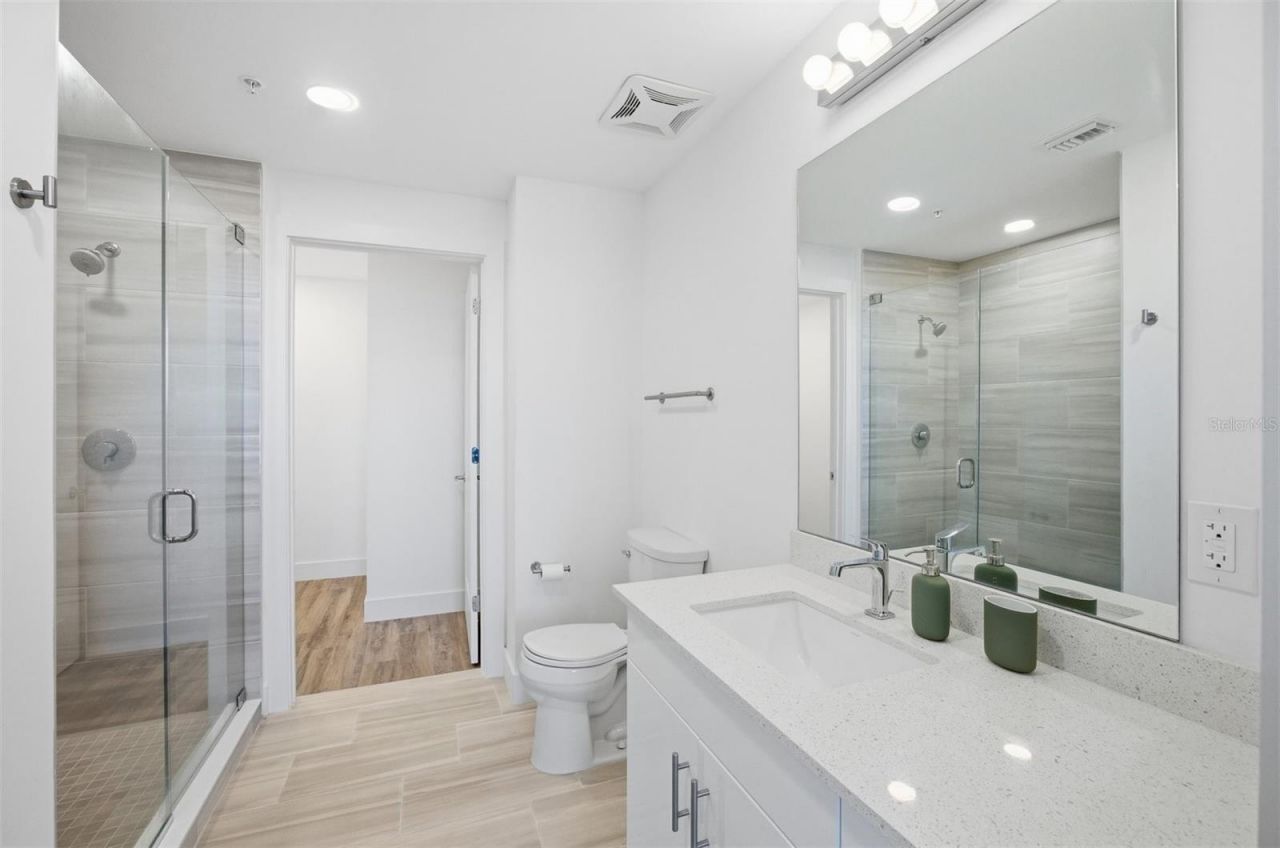 1703 N Tamiami Trail, Unit B507, Sarasota, FL 34234 Photo