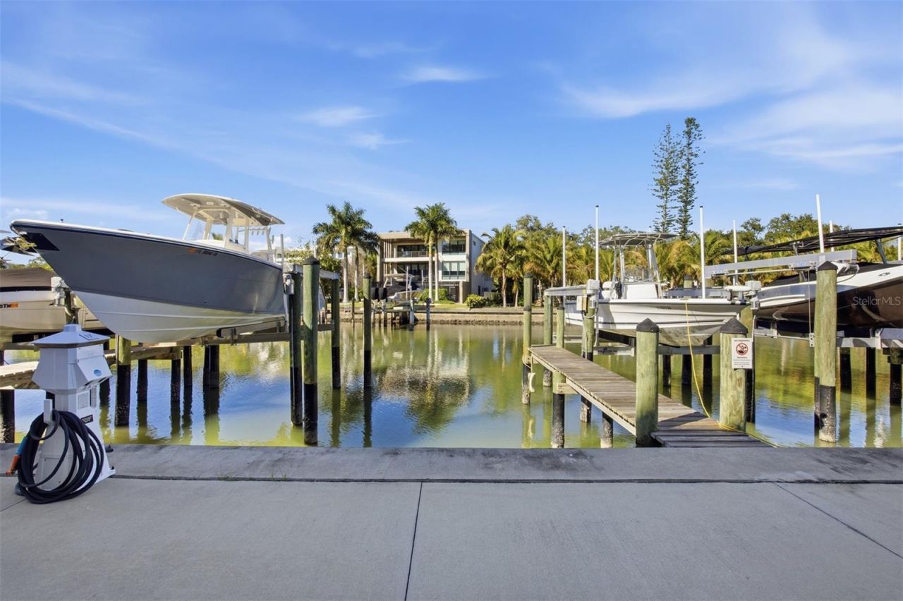 1703 N Tamiami Trail, Unit B507, Sarasota, FL 34234 Photo