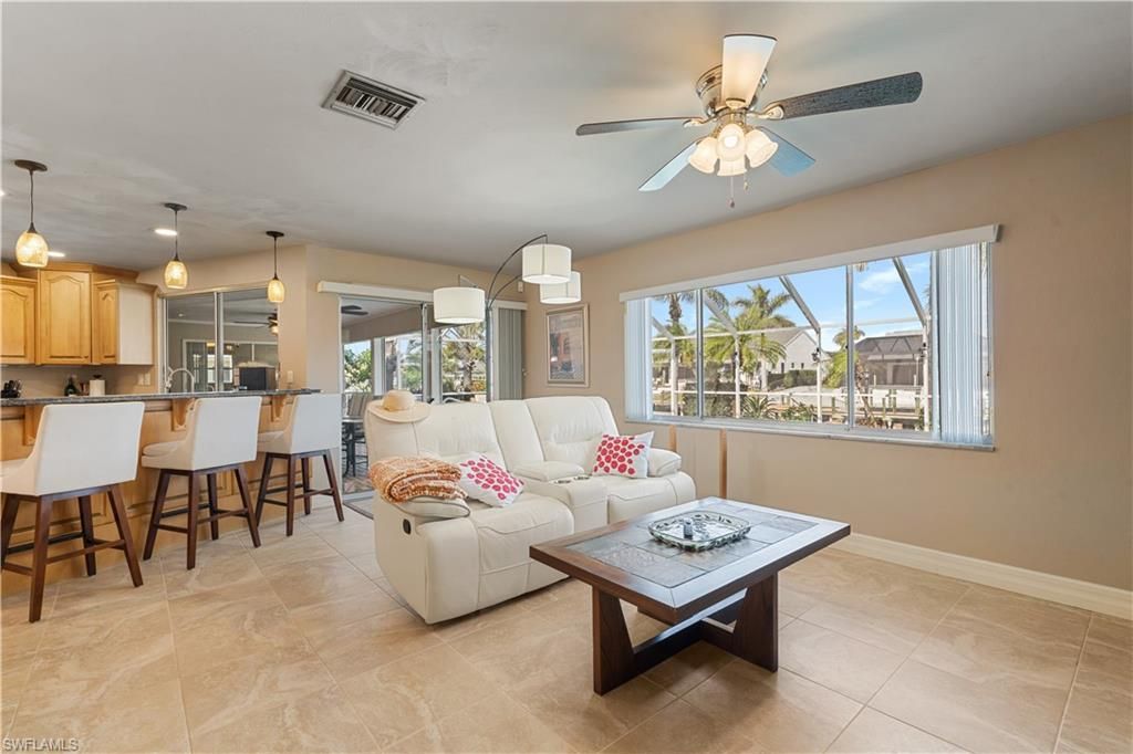 1011 S Town And River Dr, Fort Myers, FL 33919 Photo