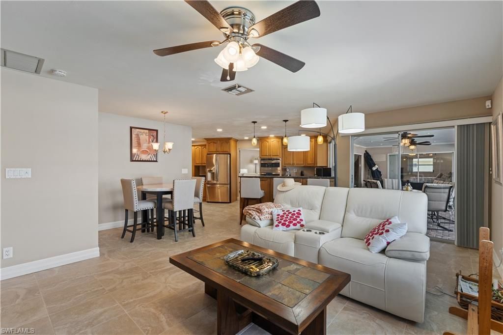 1011 S Town And River Dr, Fort Myers, FL 33919 Photo