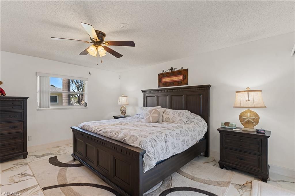 1011 S Town And River Dr, Fort Myers, FL 33919 Photo
