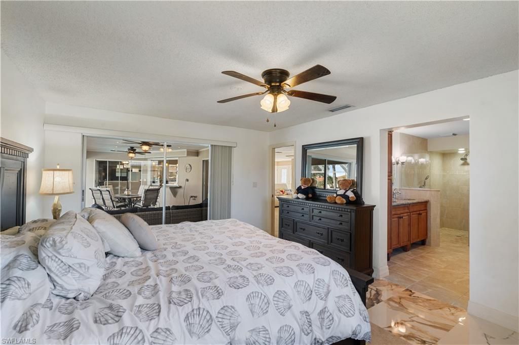 1011 S Town And River Dr, Fort Myers, FL 33919 Photo