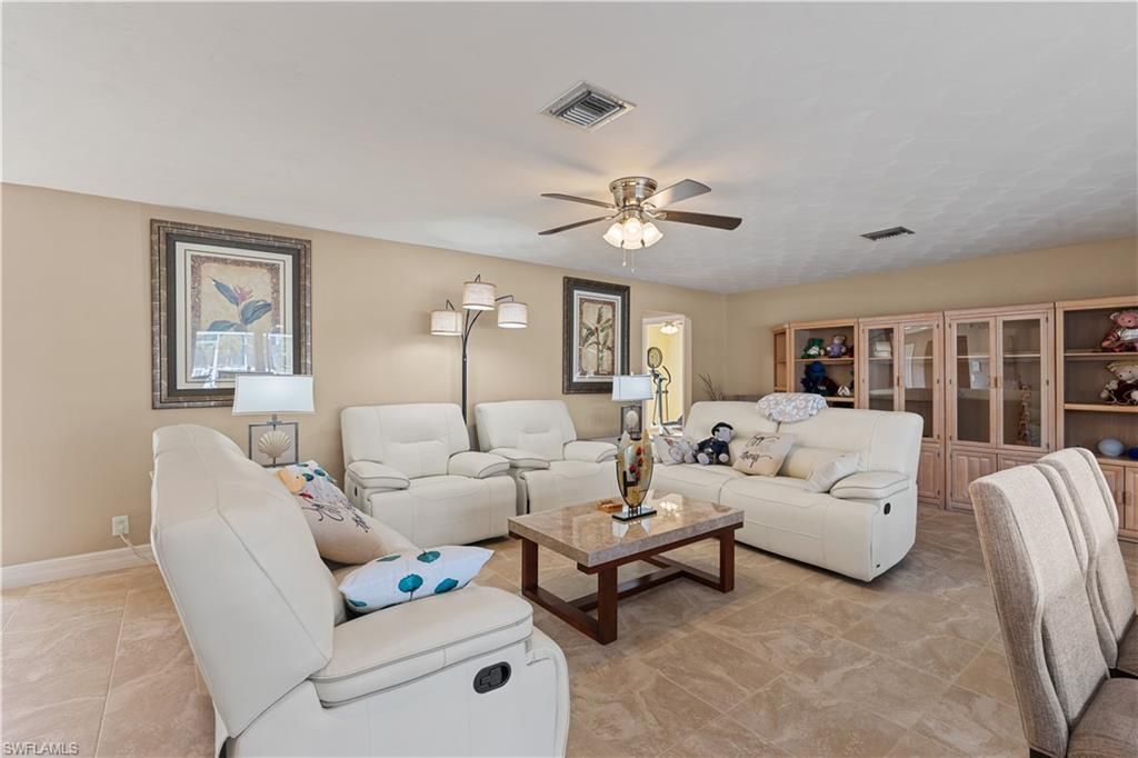 1011 S Town And River Dr, Fort Myers, FL 33919 Photo
