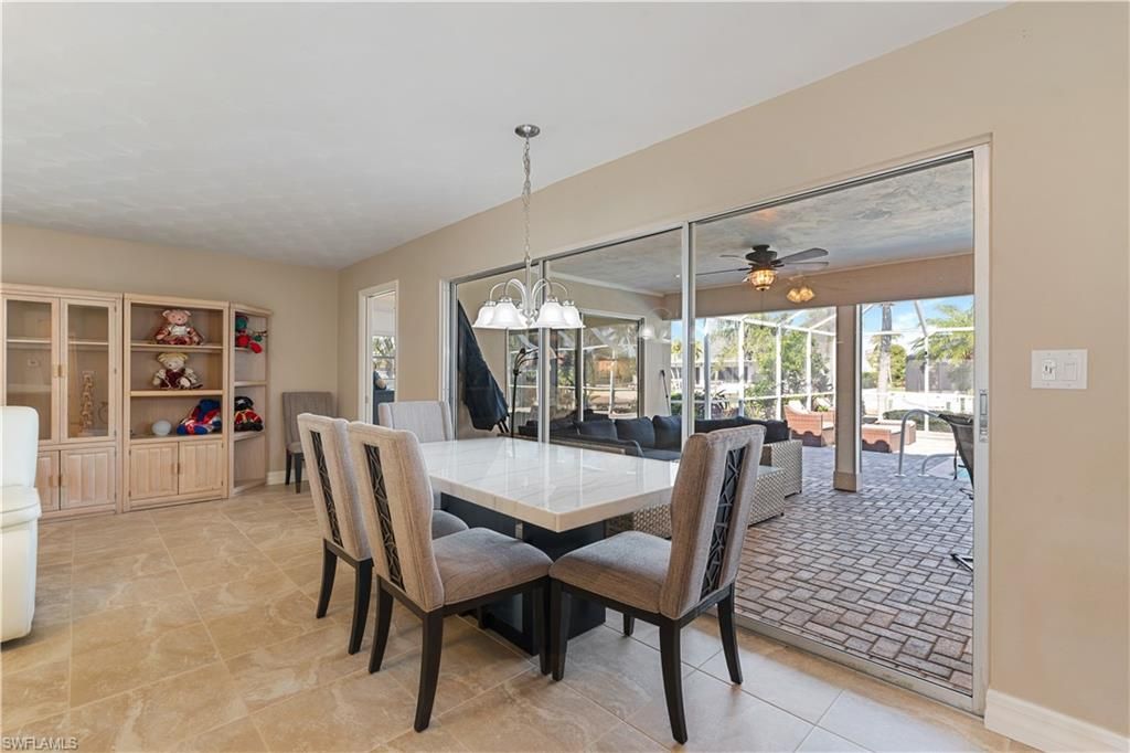 1011 S Town And River Dr, Fort Myers, FL 33919 Photo