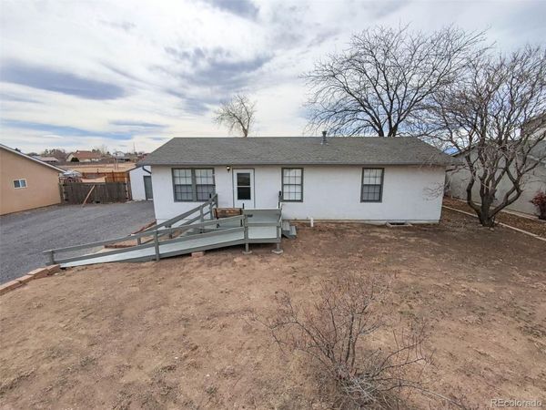257 S Bailey Drive, Pueblo, CO 81007