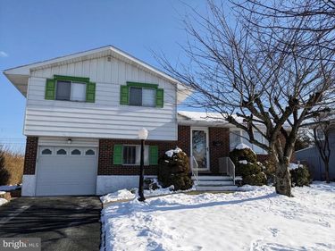 107 S 10TH STREET, COPLAY, PA 18037