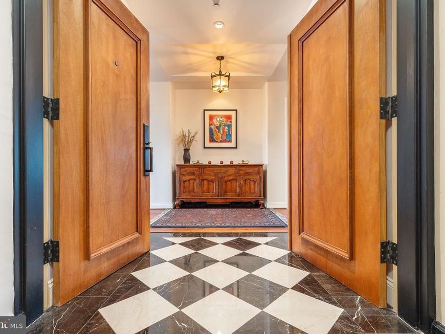 1737 Chestnut Street, Unit 600, Philadelphia, PA 19103 Main Photo