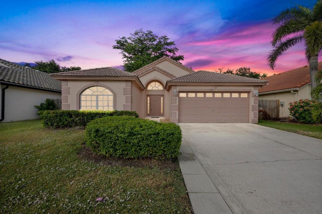 1899 Oak Berry Circle, Wellington, FL 33414 Photo