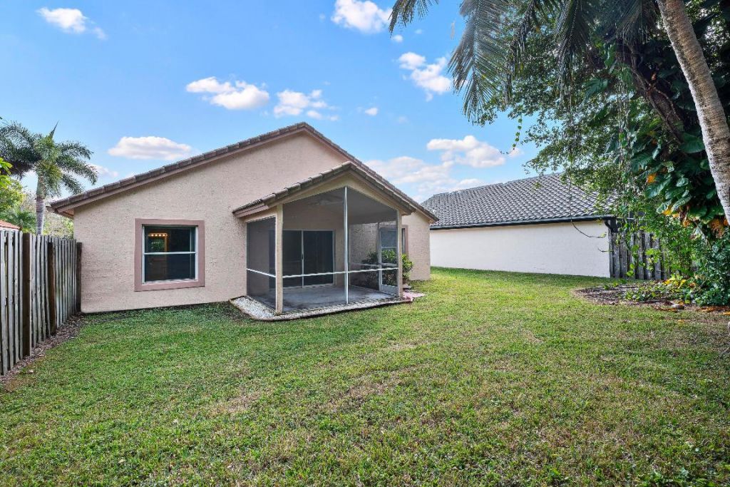 1899 Oak Berry Circle, Wellington, FL 33414 Photo