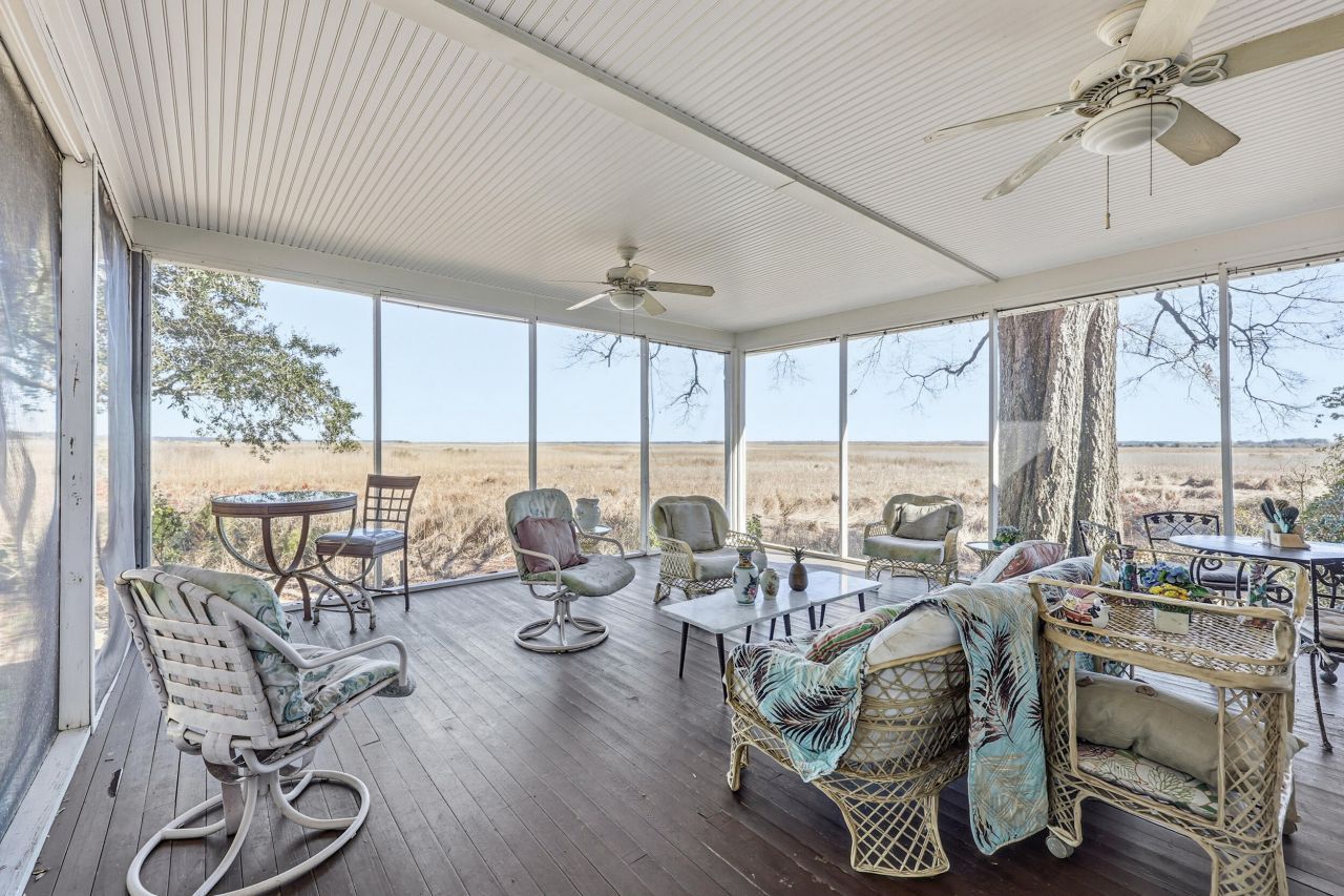 613 Cypress Court Photo 11