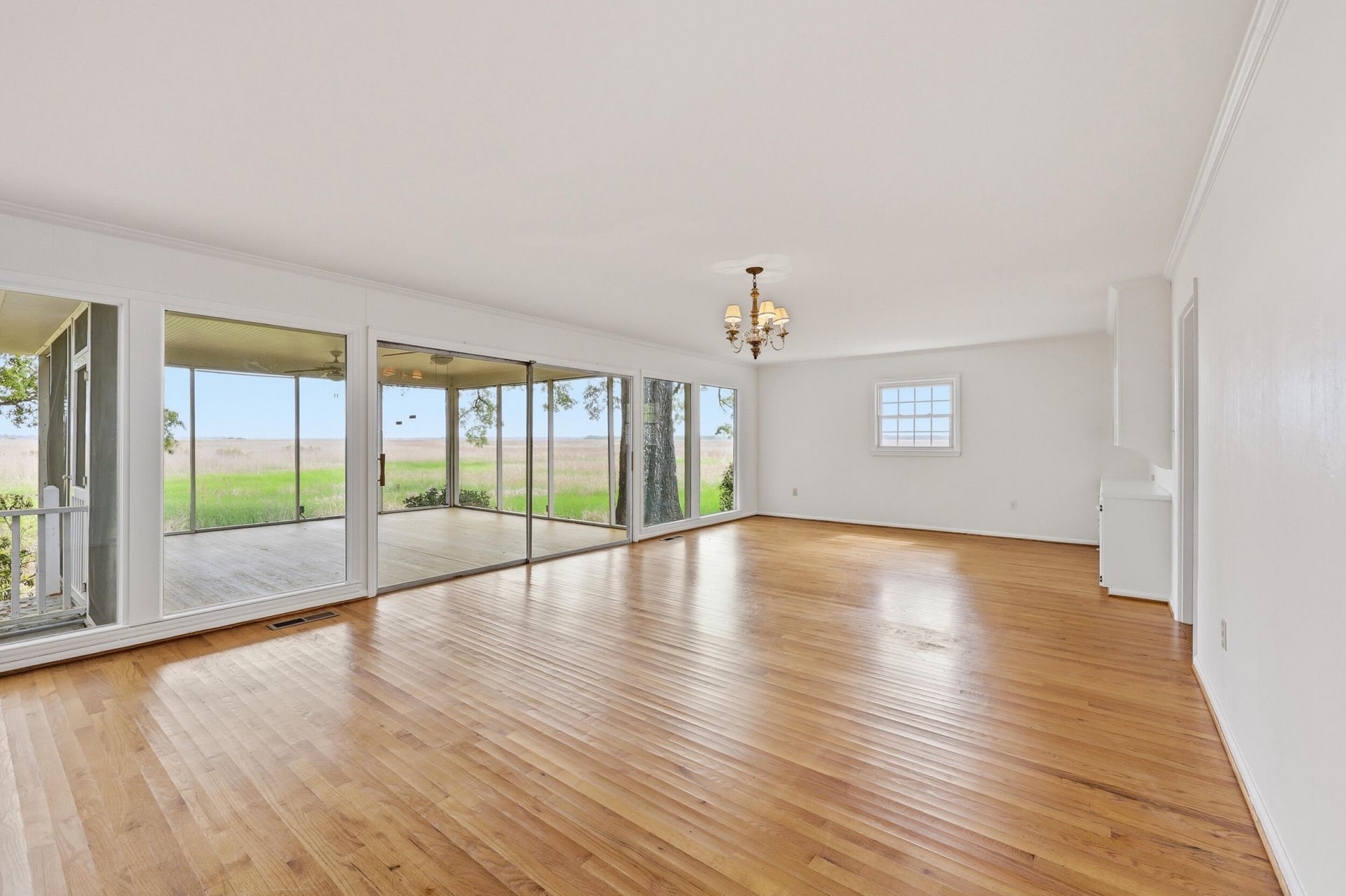 613 Cypress Court Photo 18