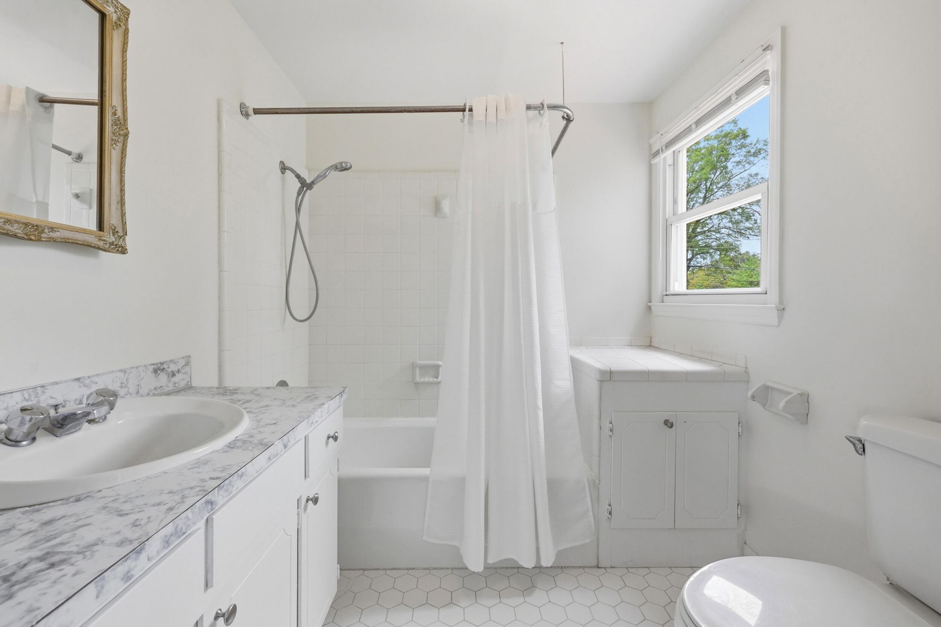 613 Cypress Court Photo 23