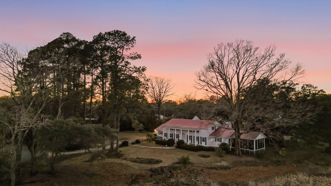 613 Cypress Court Photo 25