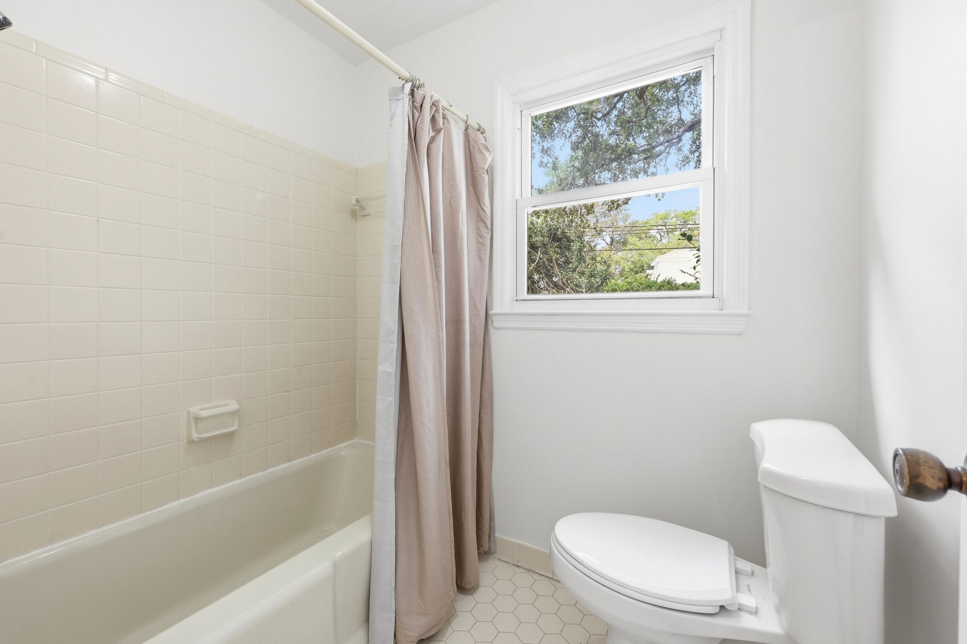 613 Cypress Court Photo 27