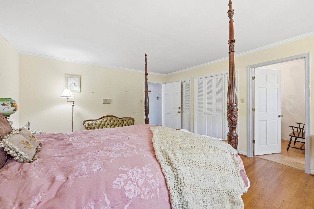 613 Cypress Court Photo 5