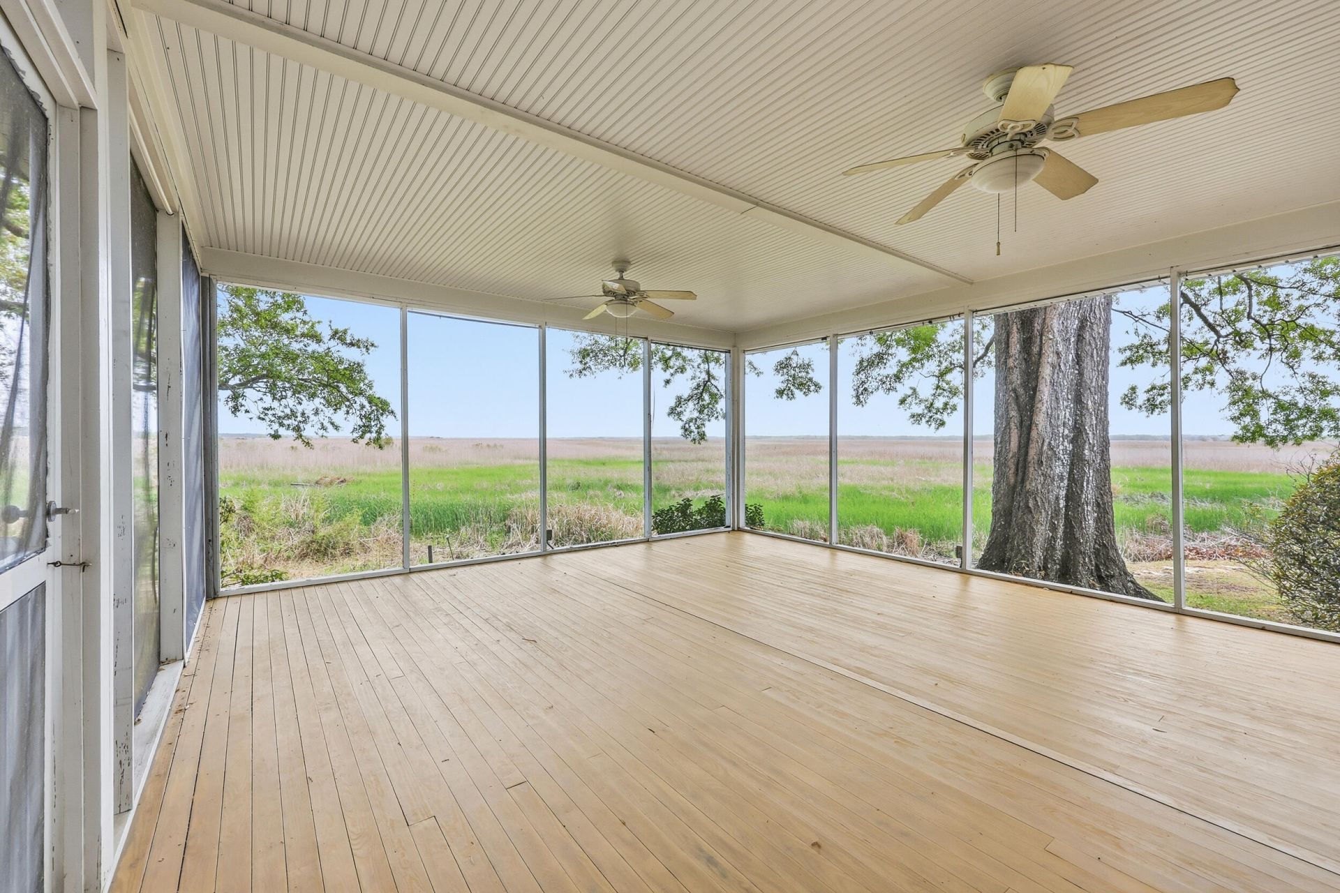 613 Cypress Court Photo 8