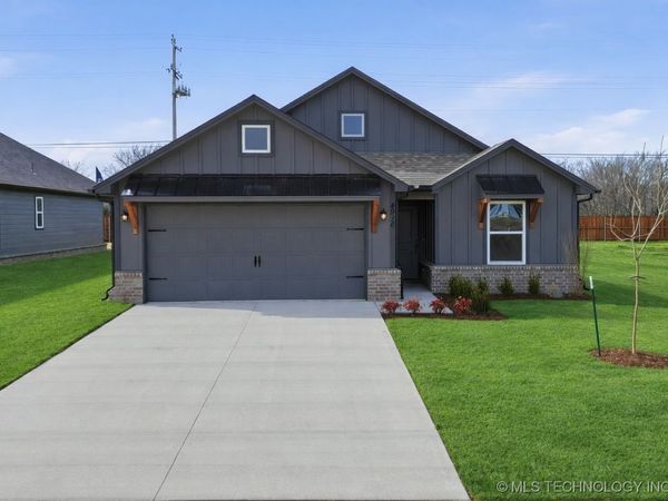 4916 N Walnut Avenue , Broken Arrow, OK 74012