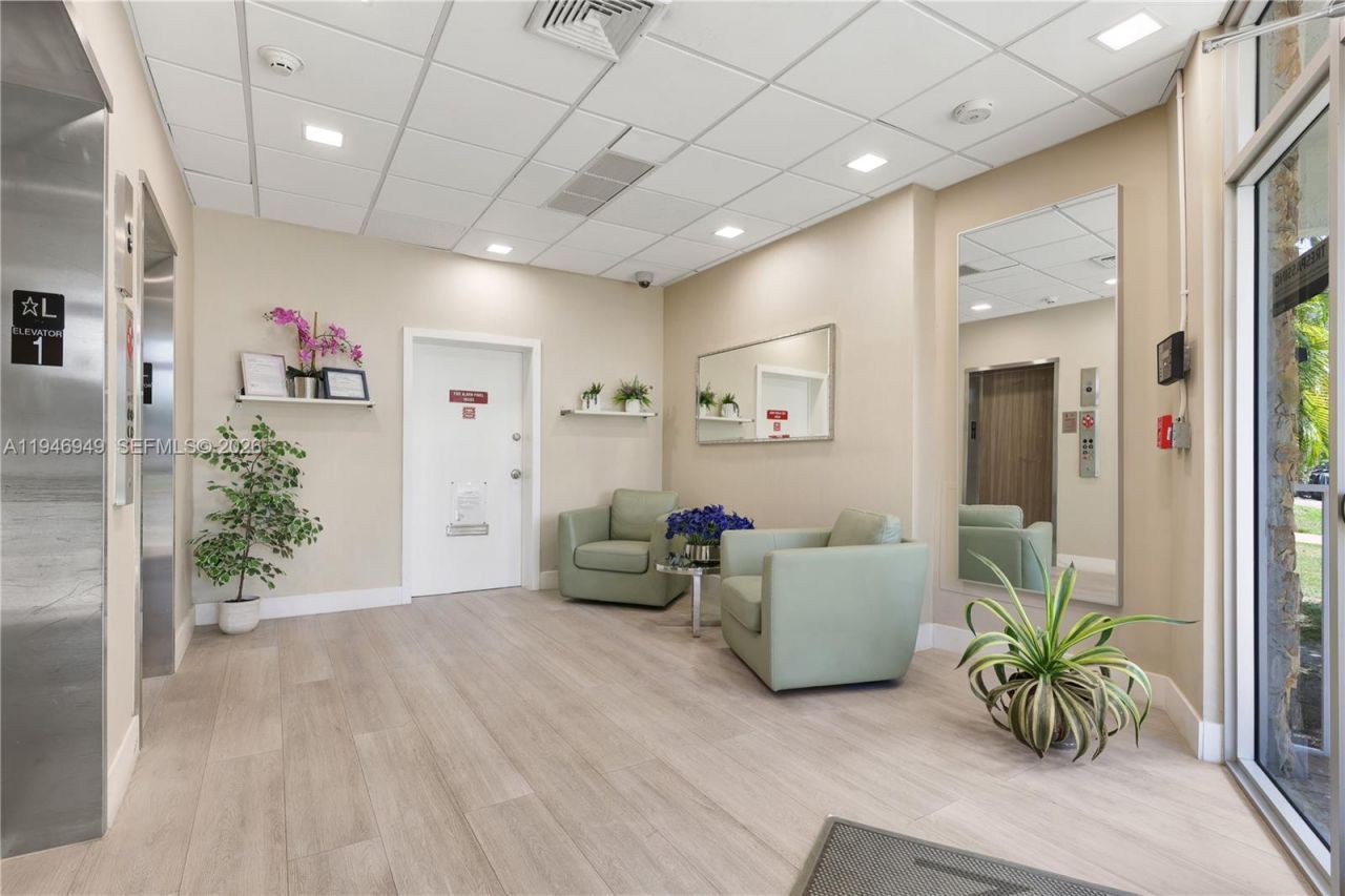 6801 Indian Creek Dr, Unit 602, Miami Beach, FL 33141 Photo