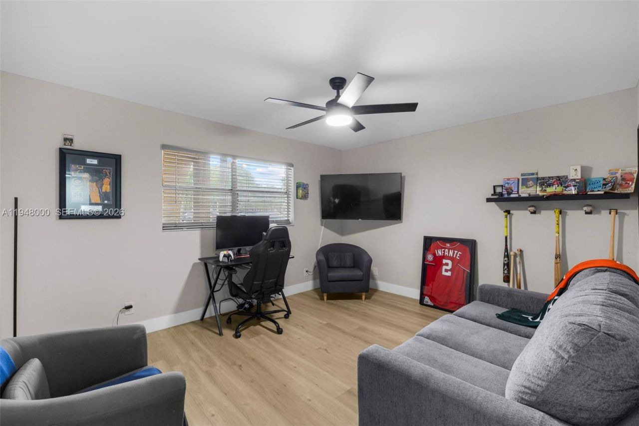 6100 S Falls Cir Dr, Unit 101, Lauderhill, FL 33319 Photo