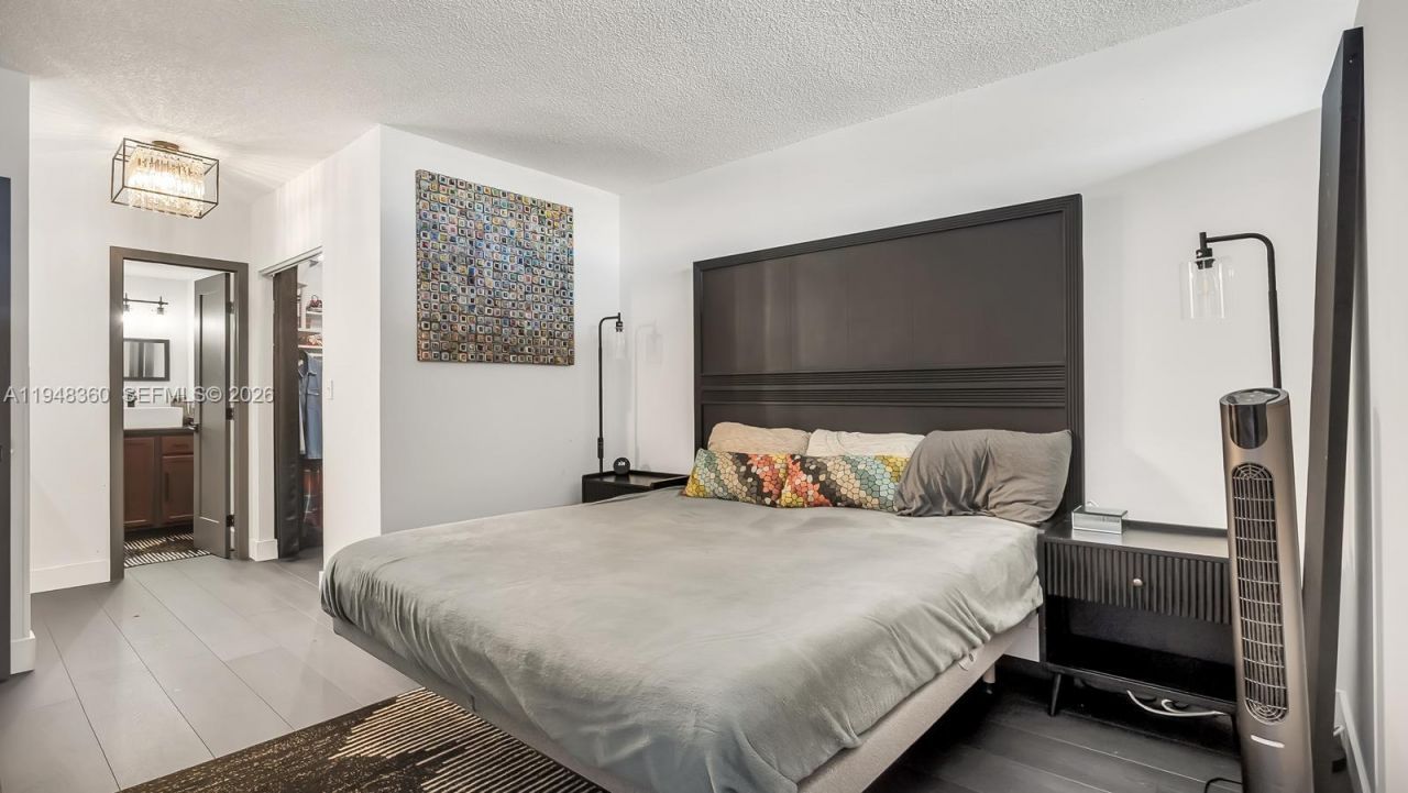 3800 Hillcrest Dr , Unit 401, Hollywood, FL 33021 Photo