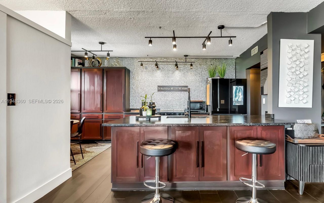 3800 Hillcrest Dr , Unit 401, Hollywood, FL 33021 Photo