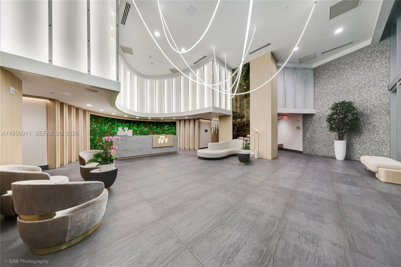 90 SW 3rd St , Unit 3109, Miami, FL 33130 Photo