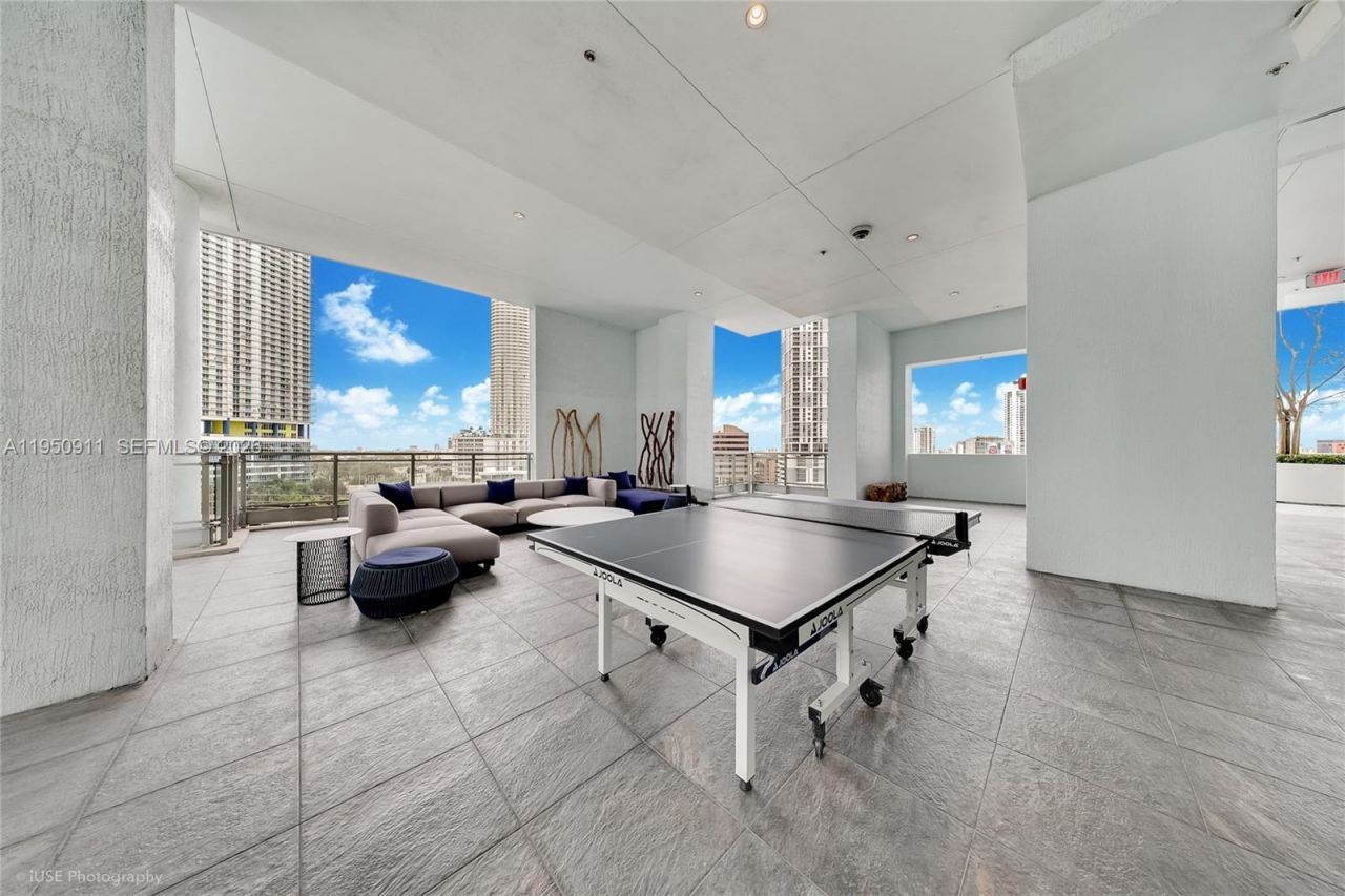 90 SW 3rd St, Unit 3109, Miami, FL 33130 Photo