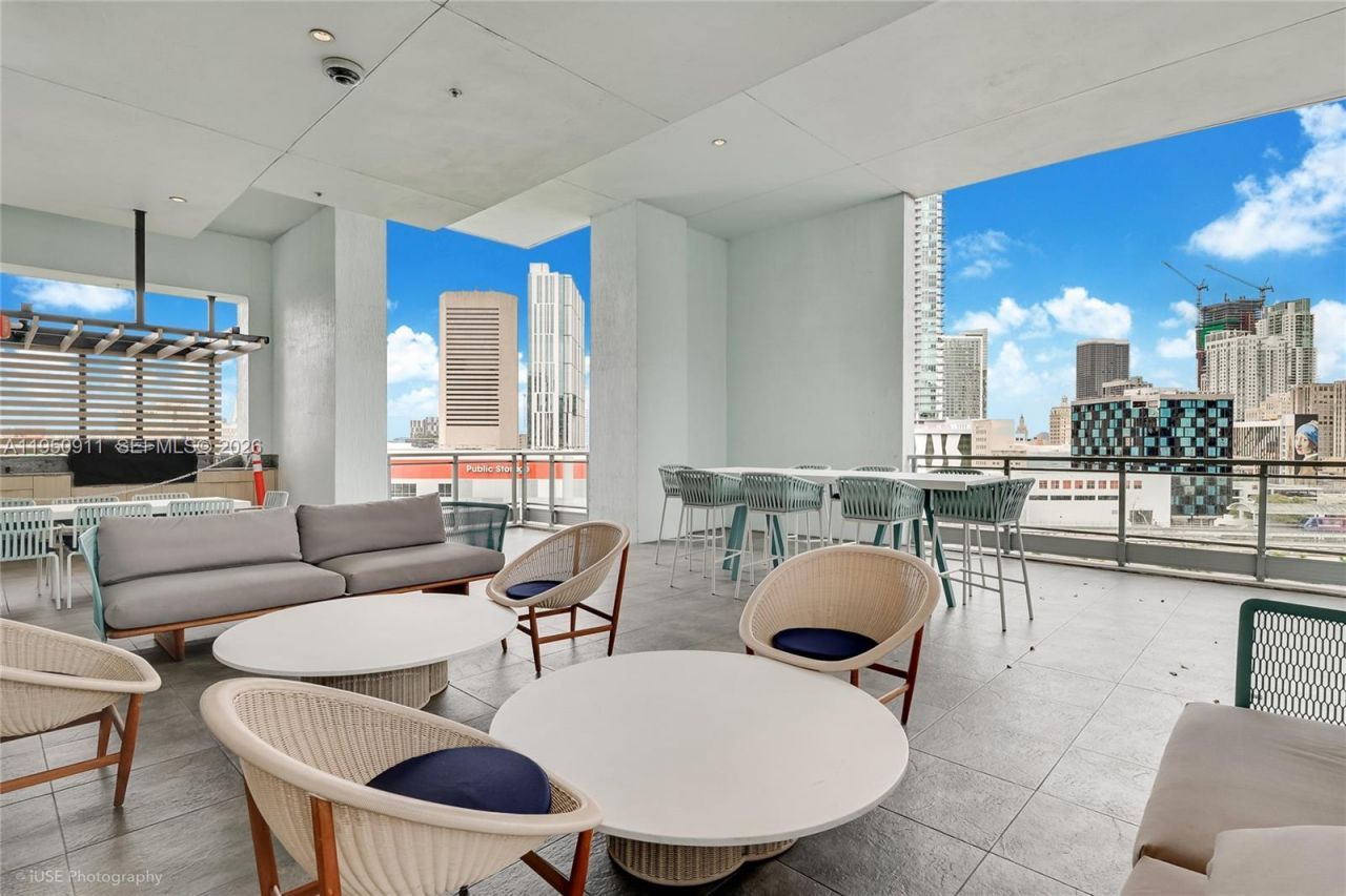 90 SW 3rd St, Unit 3109, Miami, FL 33130 Photo
