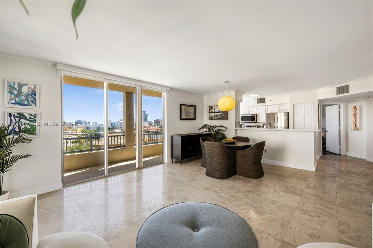 90 Alton Rd , Unit 811, Miami Beach, FL 33139 Photo