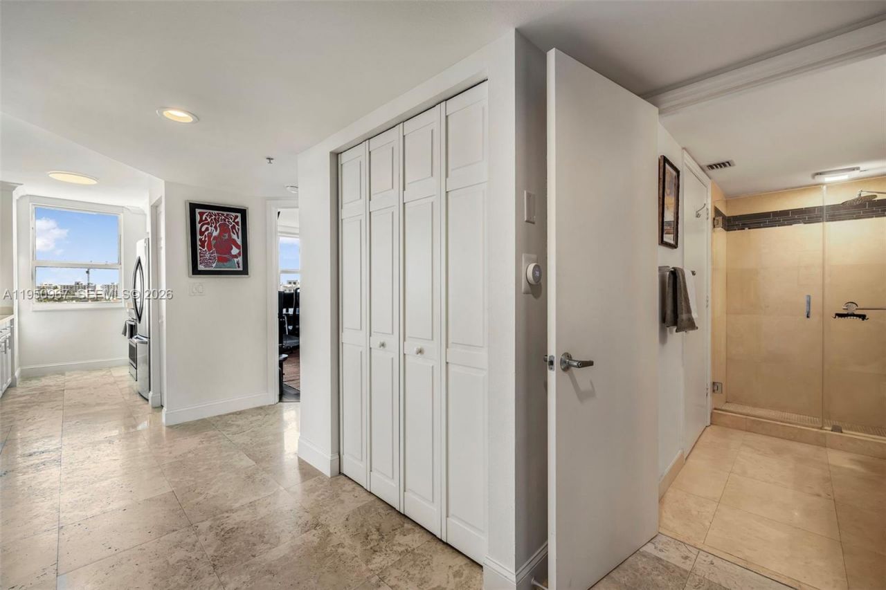 90 Alton Rd , Unit 811, Miami Beach, FL 33139 Photo