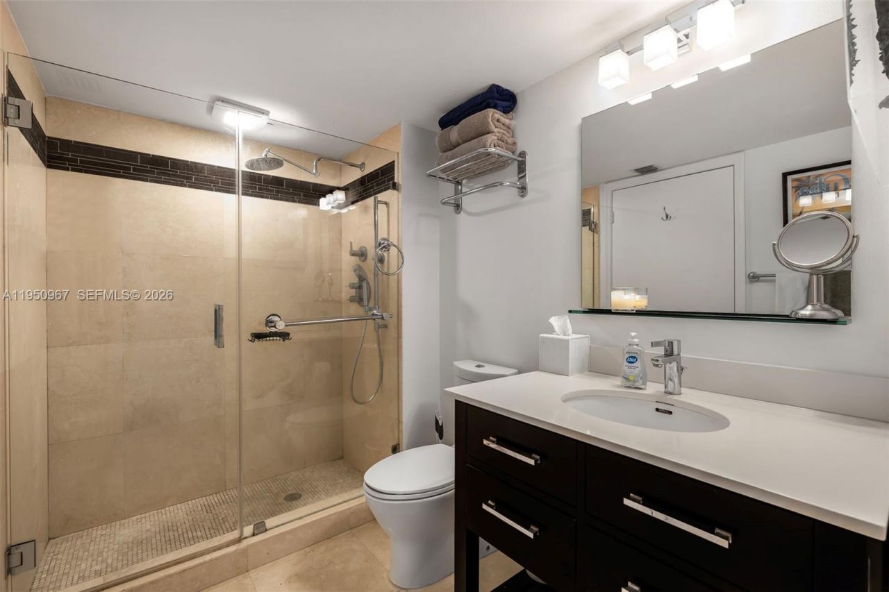 90 Alton Rd , Unit 811, Miami Beach, FL 33139 Photo