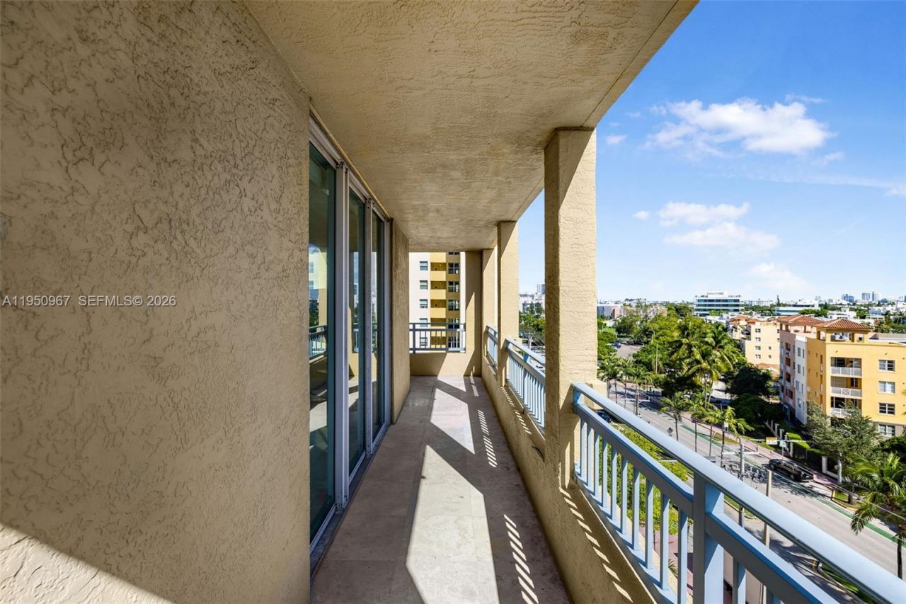 90 Alton Rd , Unit 811, Miami Beach, FL 33139 Photo