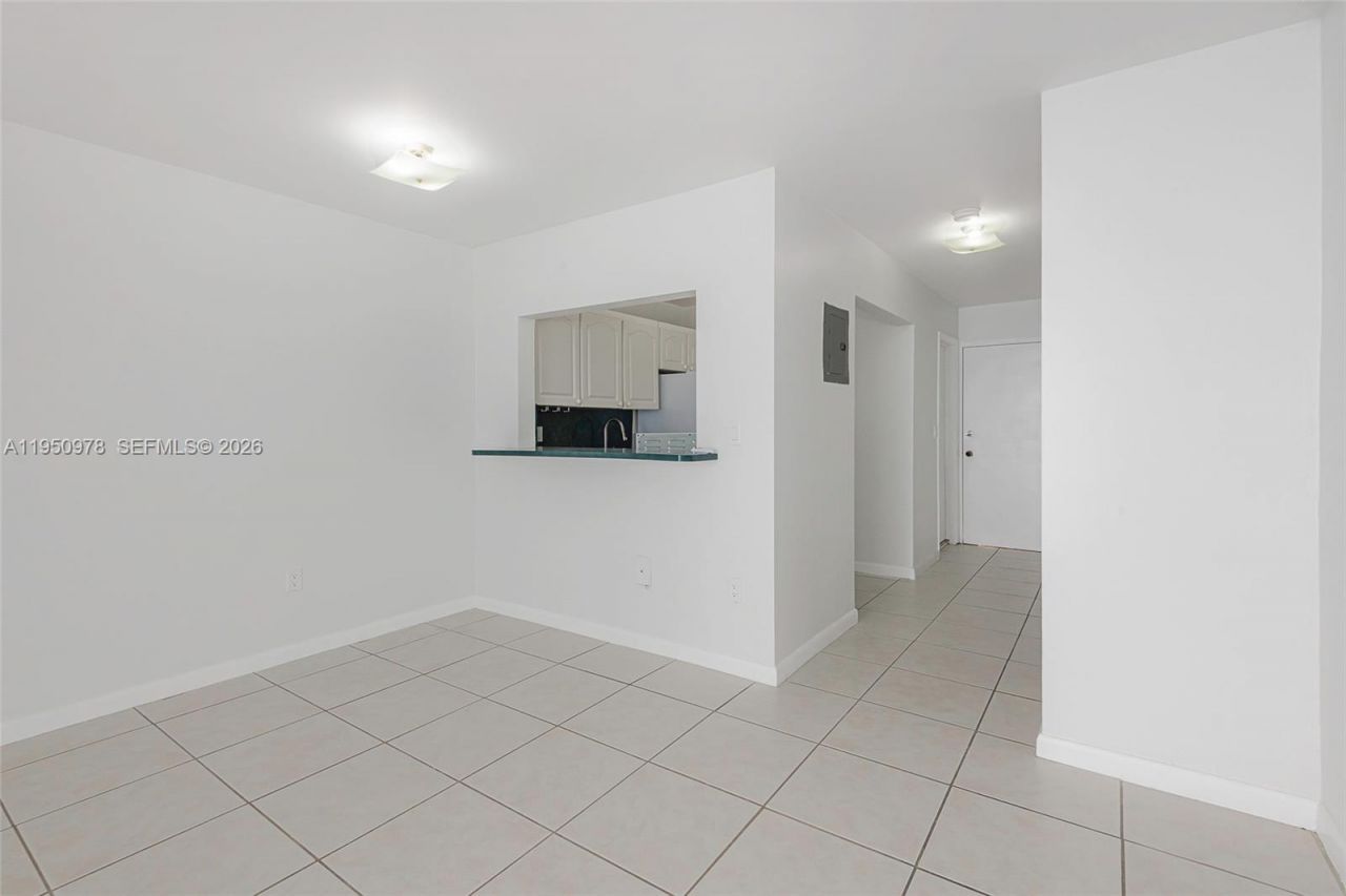 1441 Lincoln Rd, Unit 411, Miami Beach, FL 33139 Photo