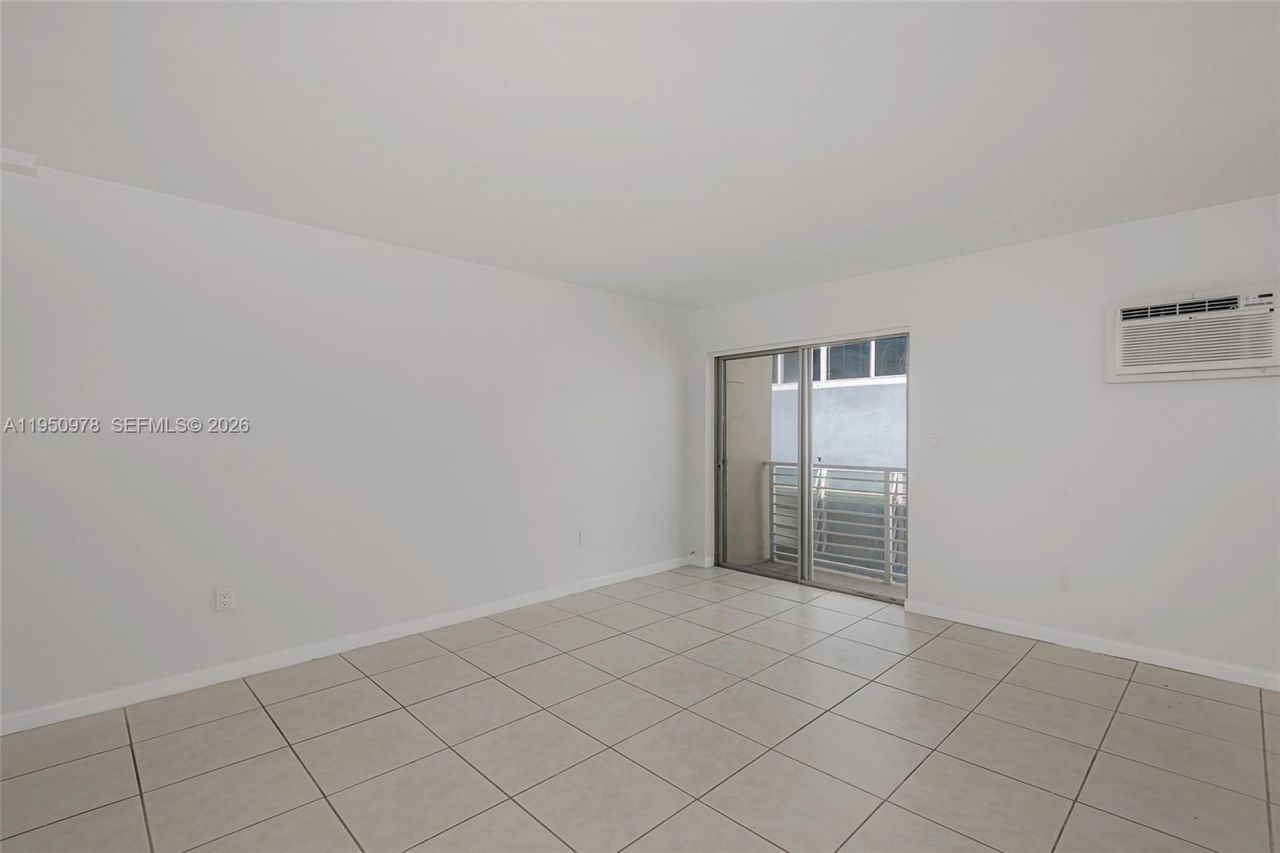 1441 Lincoln Rd, Unit 411, Miami Beach, FL 33139 Photo