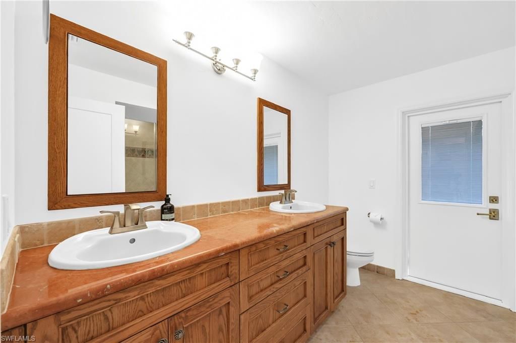 4870 Whispering Pine Way, Naples, FL 34103 Photo