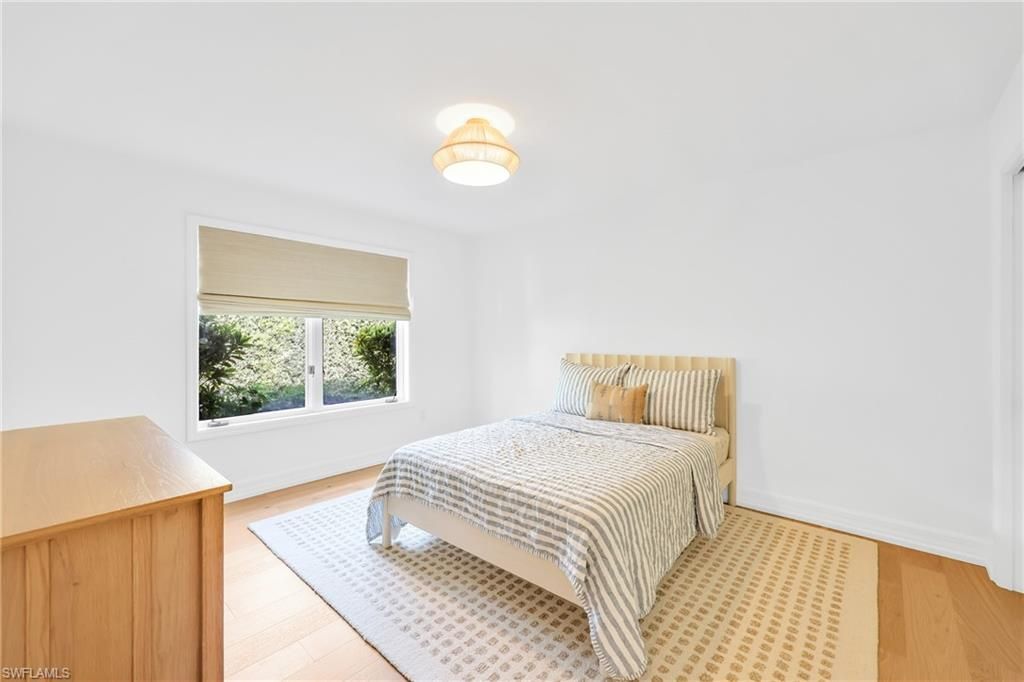 4870 Whispering Pine Way, Naples, FL 34103 Photo