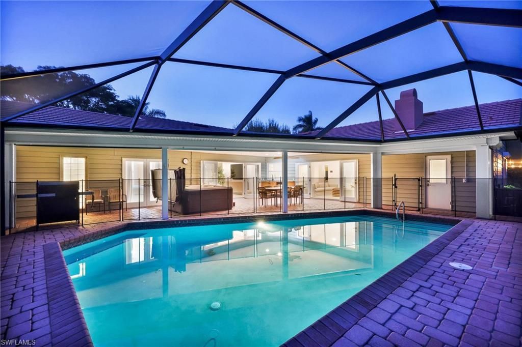 4870 Whispering Pine Way, Naples, FL 34103 Photo