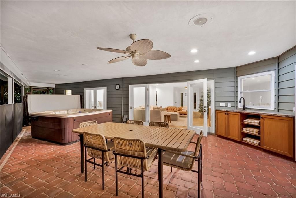 4870 Whispering Pine Way, Naples, FL 34103 Photo