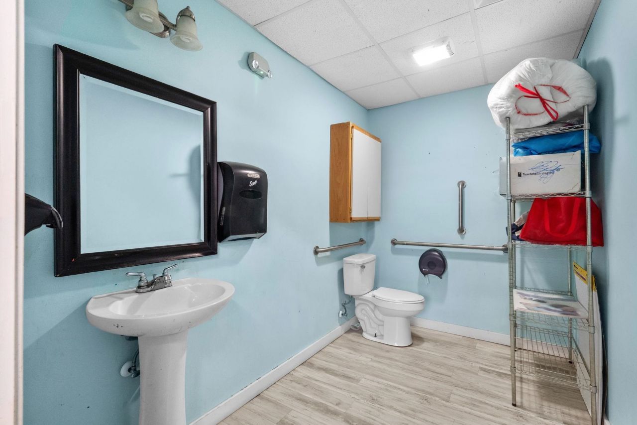 3080 Highway 905 Photo 19