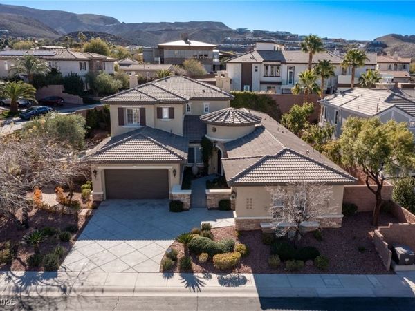 1353 River Spey Avenue, Henderson, NV 89012