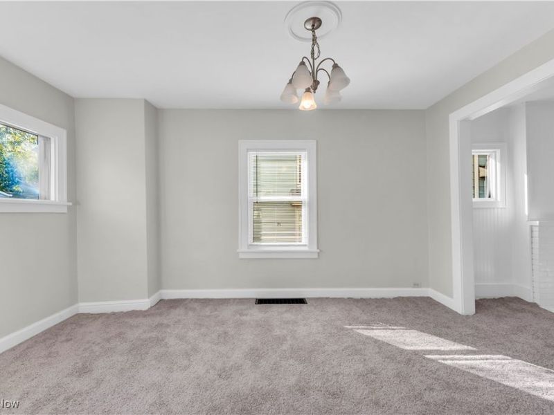 945 Nela View Road, Cleveland Heights, OH 44112 Photo 10