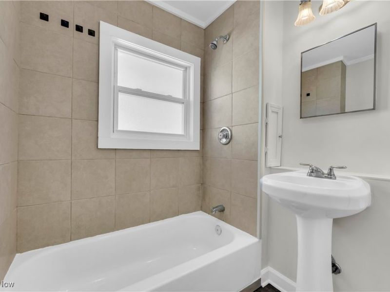 945 Nela View Road, Cleveland Heights, OH 44112 Photo 22