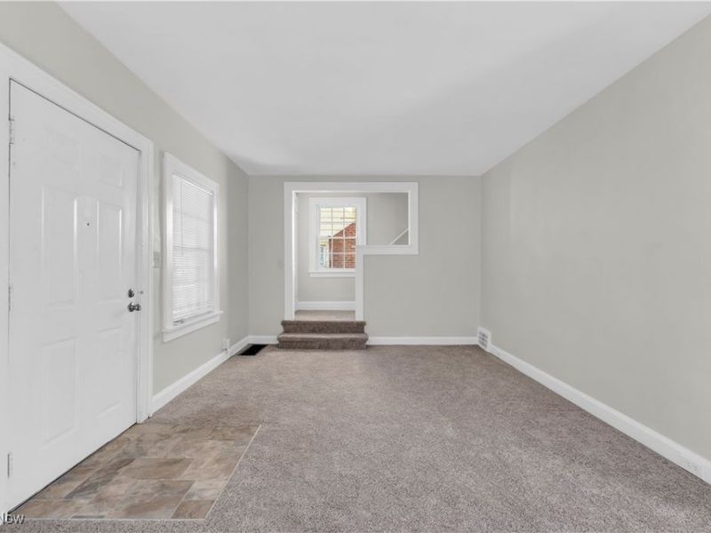 945 Nela View Road, Cleveland Heights, OH 44112 Photo 7