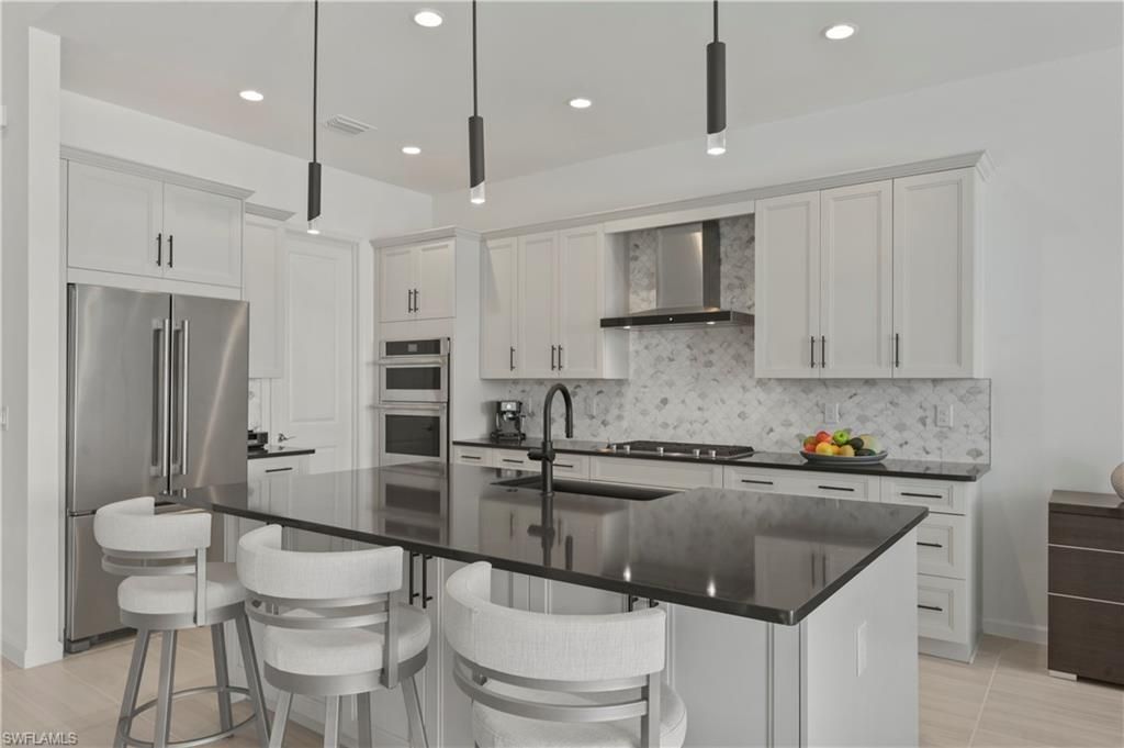 9072 Wisteria Way, Naples, FL 34114 Photo