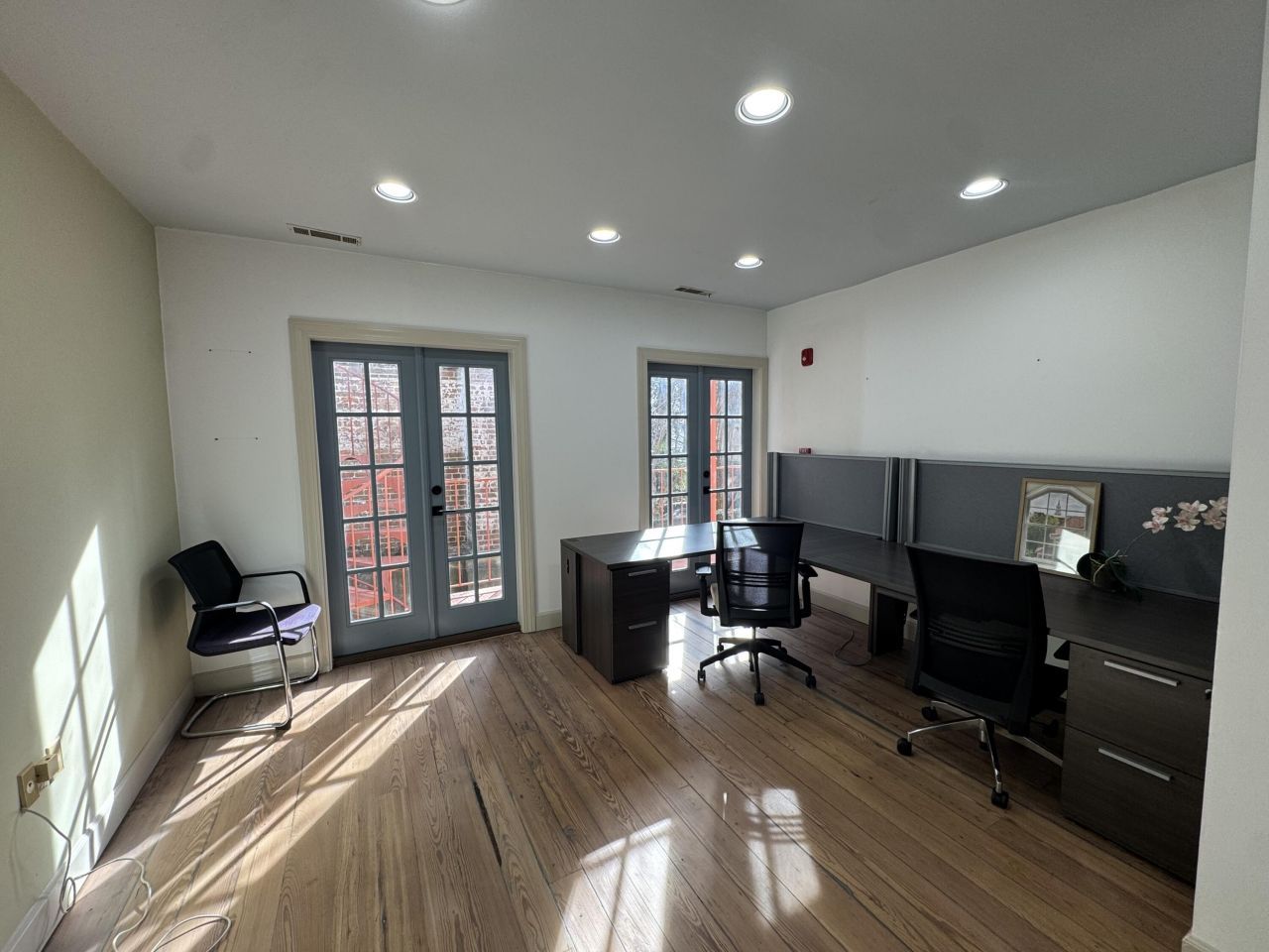 11 Broad Street Photo 11