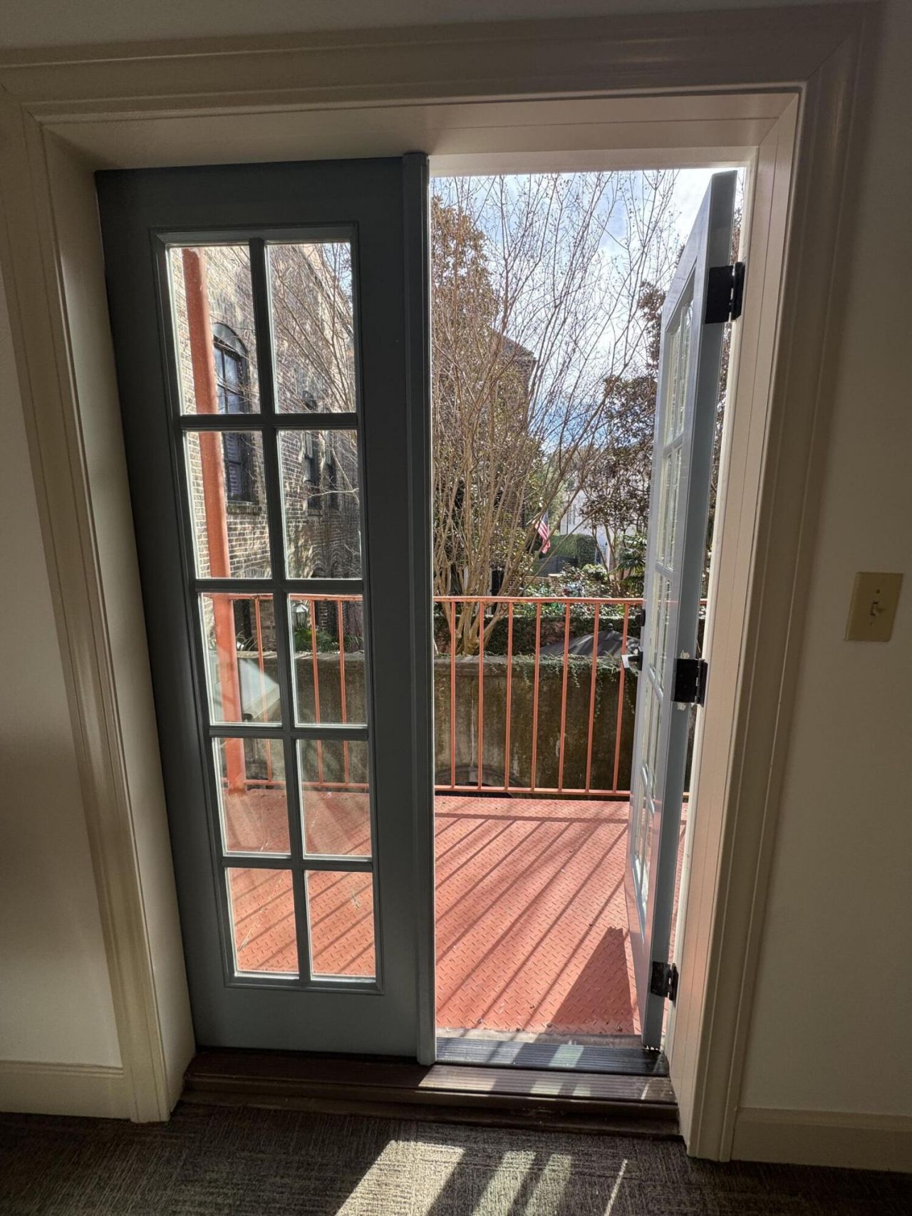 11 Broad Street Photo 8