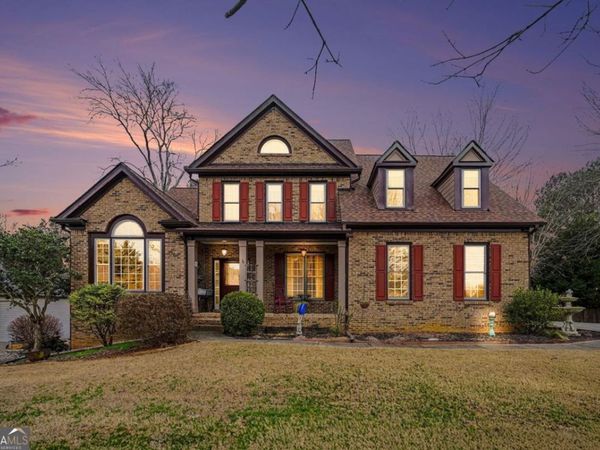 174 Senators Ridge Drive, Dallas, GA 30132