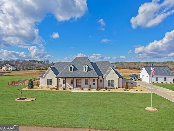 29 Ravenfield Road, Taylorsville, GA 30178