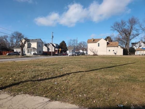 2101 E 4th Street, Dayton, OH 45403