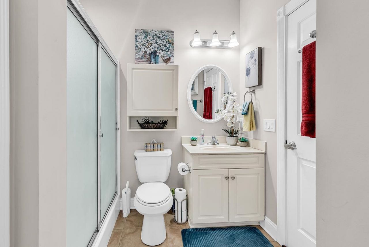 124 S Shore Blvd. Photo 14